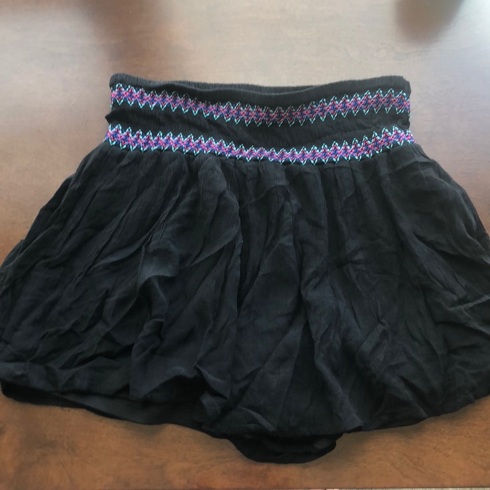 Missguided flowy shorts